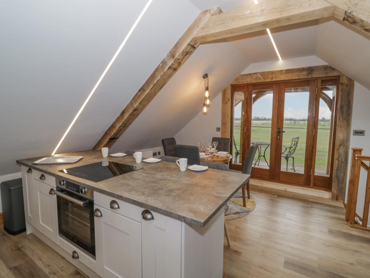 Hallgarth Farm Holiday Lodge Pershore Exteriör bild