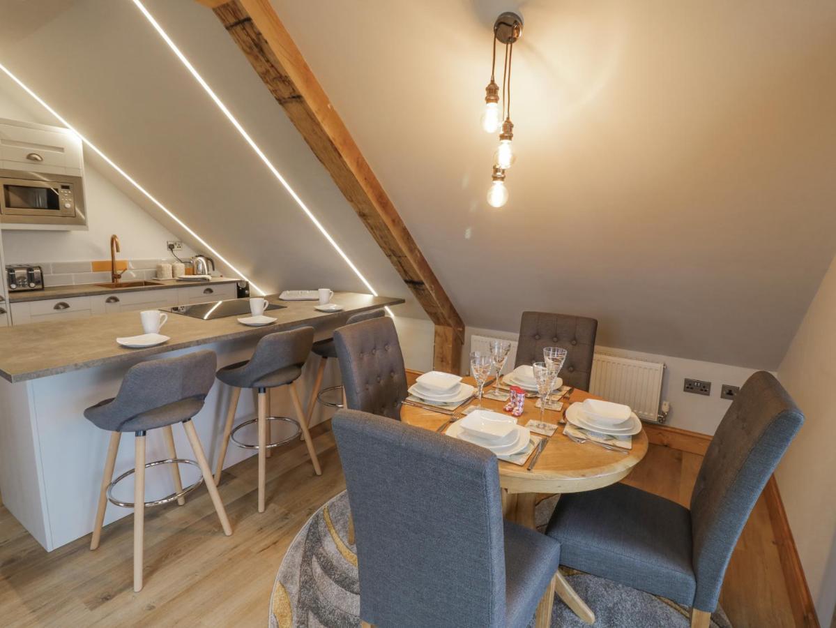 Hallgarth Farm Holiday Lodge Pershore Exteriör bild